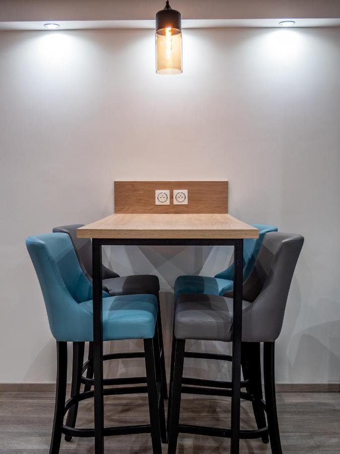 Contact Hotel Restaurant Bleu France - Eragny Cergy Εξωτερικό φωτογραφία