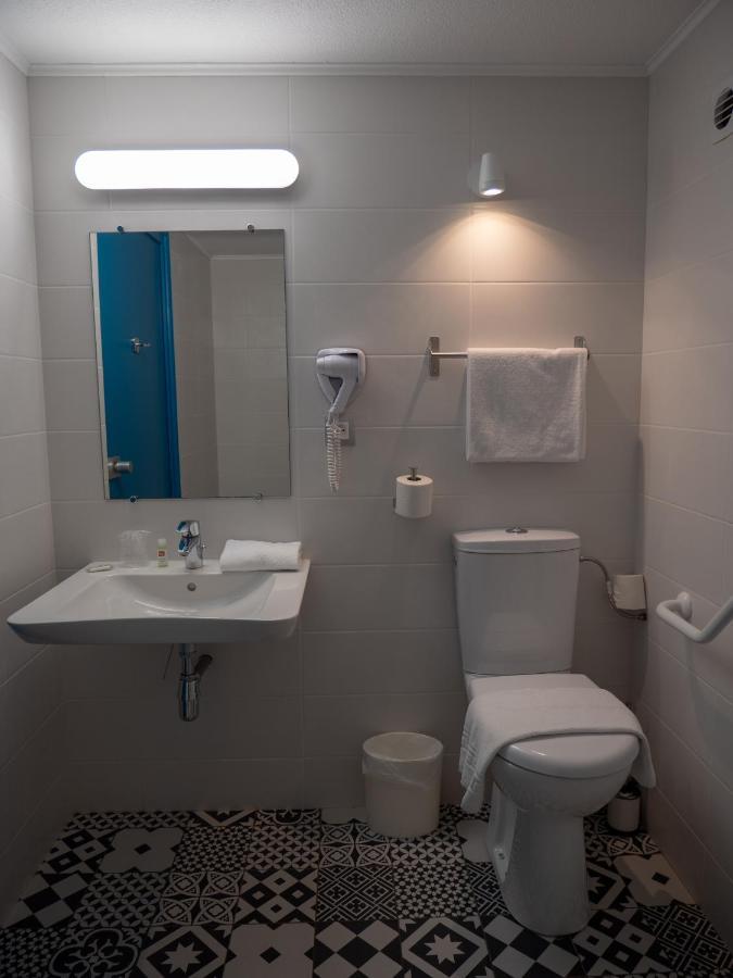 Contact Hotel Restaurant Bleu France - Eragny Cergy Εξωτερικό φωτογραφία